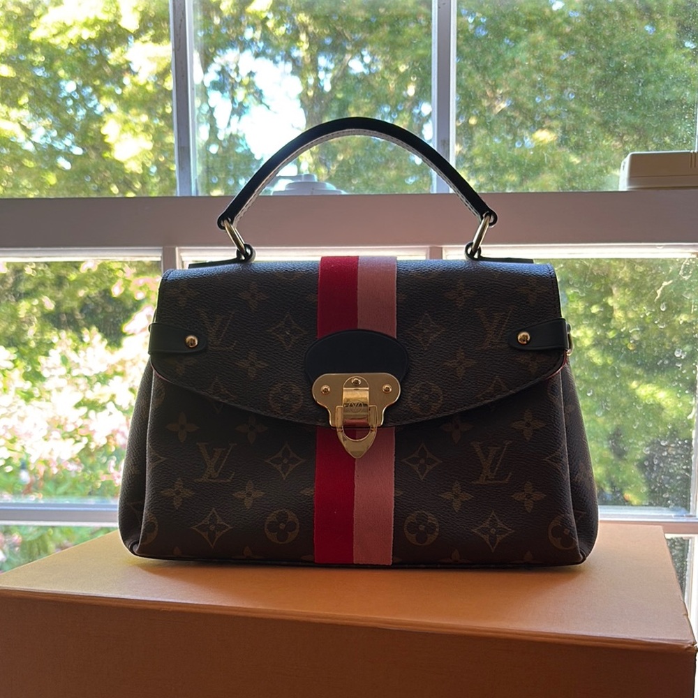 Louis Vuitton handbag - never used - authentic and original.